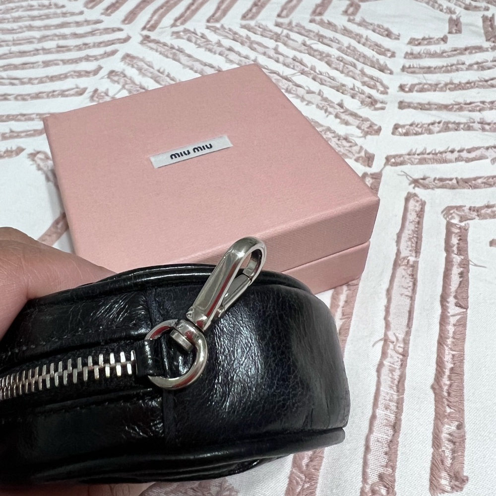 Authentic miumiu matelasse round coin purse multi case pouch black ..